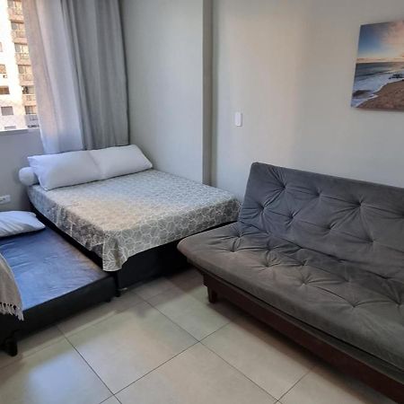 Appartamento Apartamento Kit Praia Grande Na Guilhermina Frente Mar Esterno foto